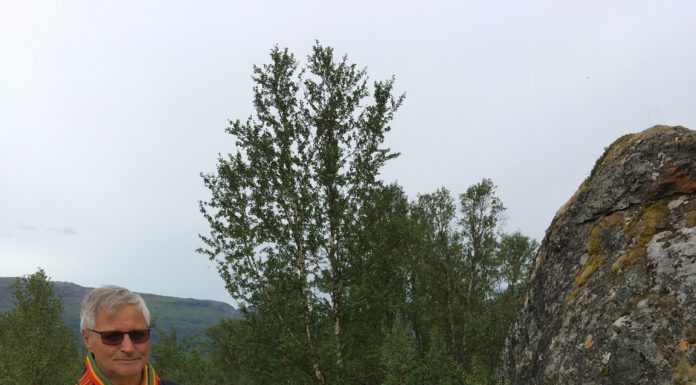 Prendre soin de la Terre, pour les peuples racines